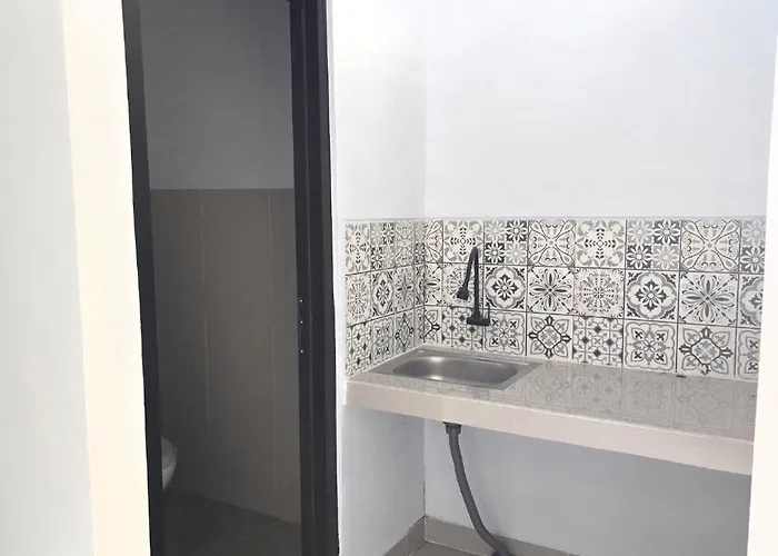 Pensión Kubu Js Apato Singaraja
